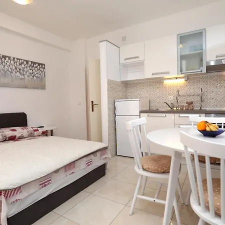 Remarkable 2-bed アパート トロギール